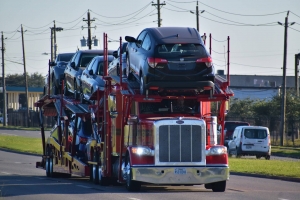 Reliable and Fast Enclosed Auto Transport mo Services