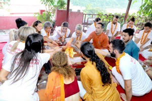 Yoga Ashram in Rishikesh | Ashram in Rishikesh