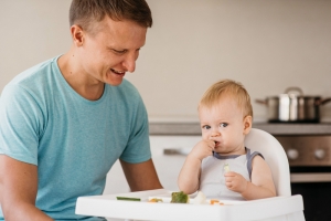 What do you start with for baby led weaning?