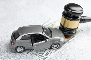 When To Hire a Car Accident Lawyer After a Delayed Injury When To Hire a Car Accident Lawyer After a Delayed Injury