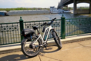 Do Fat Tire Electric Cruiser Bikes Ride Smoother?
