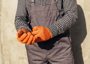 Everything You Need To Know About Insulated Construction Gloves