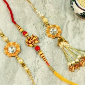 Stun Your Sister With Rakhi Delivery In Secunderabad