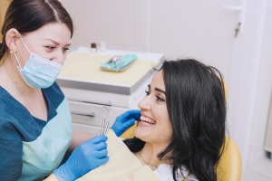 Addressing Dental Anxiety: Comfortable Cosmetic Dentistry Solutions
