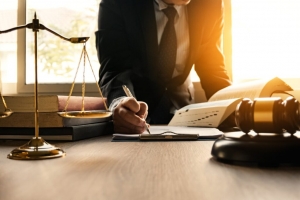 Why Hiring a Corporate Lawyer in Atlanta is Essential for Your Business Success