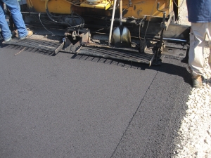 What Are the Signs for Repairing Asphalt Paving in Houston?