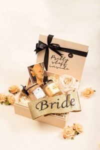 Unique and Thoughtful Wedding Gift Hamper Ideas