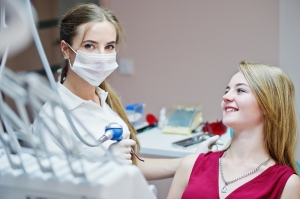 Transforming Smiles: The Artistry of a Cosmetic Dentistry Specialist