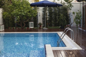 Quiet Waters: The Lesser-Known Benefits of Energy-Efficient Pool Pumps