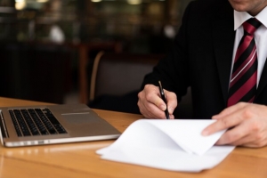 What are the Key Benefits of Notary Services for Legal Documents?
