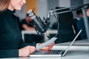Why Should You Give Podcasting A Try?