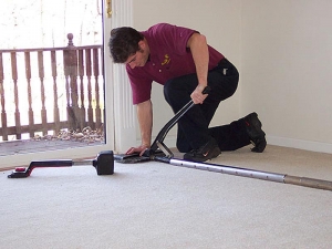 Sick And Tired Of Doing Carpet Restretching The Old Way? Hire Professional!