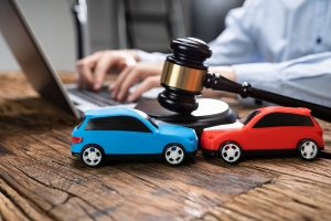 How a Car Accident Lawyer Can Help if Your Accident Was Caused by Defective Parts 