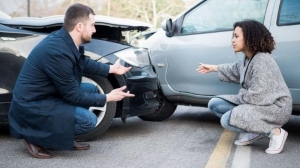 Personal Injury Lawyers vs. Other Lawyers: Understanding the Key Differences