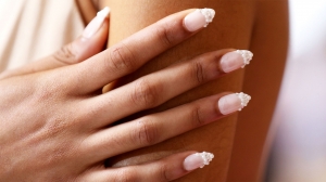Why Do Women Always Prefer Best Nail Polish?