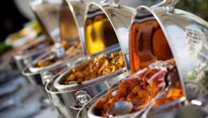 What are the most popular catering service trends?