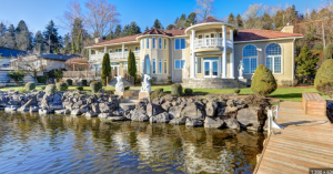 Why You Need A Realtor to Buy Waterfront Homes