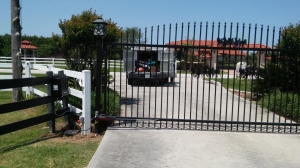 Finding the Perfect Fit: Tips for Choosing a Residential Gate Operator