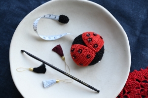 Spring crochet shawls 3 easy patterns