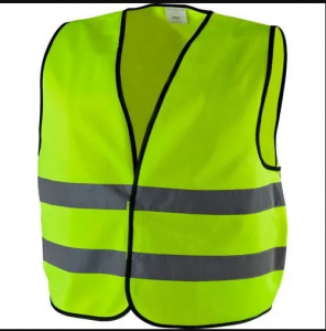 Seven advantages of having your employees wear safety vests